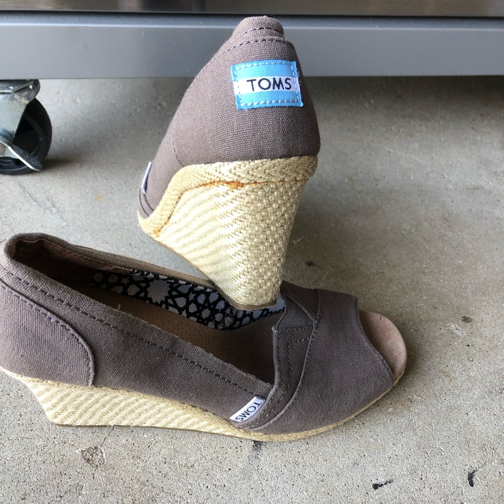 Toms wedges